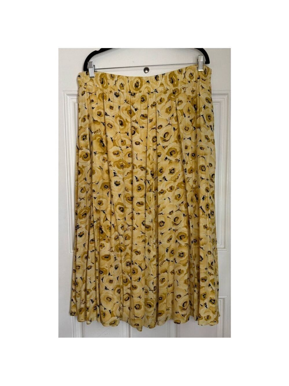 Evan Picone Floral Midi Skirt and Blazer set (Med) - Picture 9 of 13
